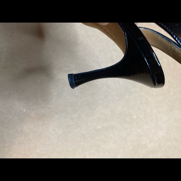 SOLD- MANOLO BLAHNIK✨ - Picture 6 of 7